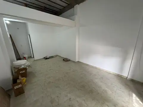 Local en Alquiler en Jose Clemente Paz, $ 600.000