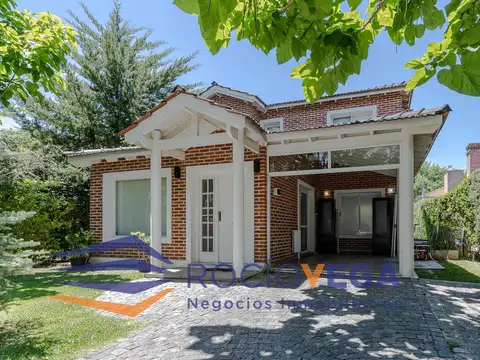 Casa en venta Country club Banco Provincia , Francisco Alvarez, Moreno