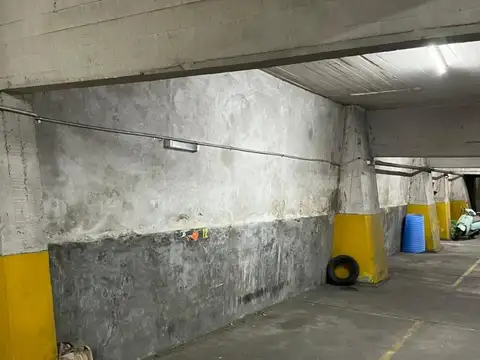 Humahuaca 3900, Piso pb