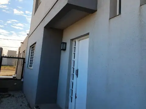 Depto Tipo Casa en Venta de 4 ambientes