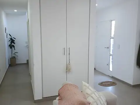 Depto Tipo Casa en Venta con 1 cocheras