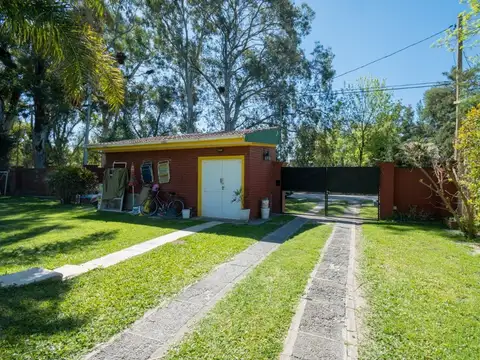 Casa en Venta con 1 cochera