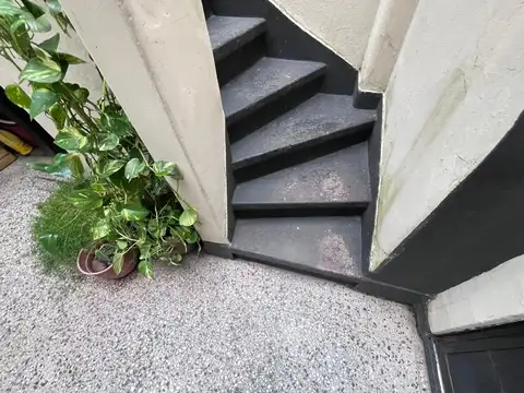 Depto Tipo Casa en Venta en Lanus Oeste, USD 120.000