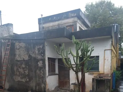 Depto Tipo Casa en Venta de 5 ambientes