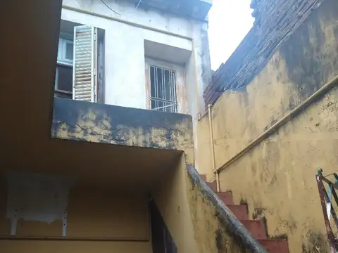 Depto Tipo Casa 5 ambientes con 1 baño