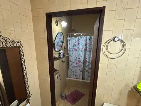 Casa 6 ambientes con 3 baños