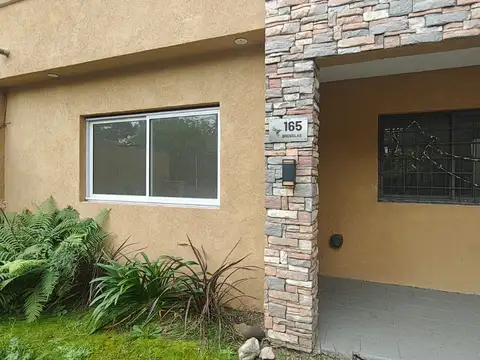 Se Alquila Casa 3 AMBIENTES en Ituzaingo Norte