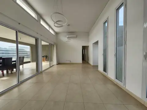 Casa en Alquiler al Noreste