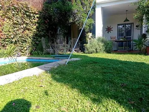 Casa 3 ambientes con 2 baños