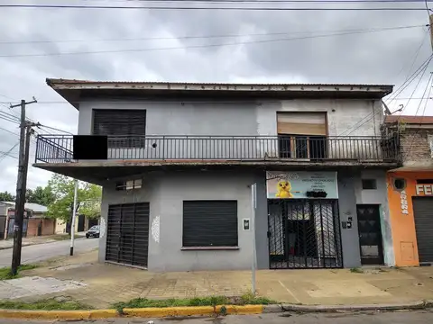 Depto Tipo Casa en Venta de 7 ambientes