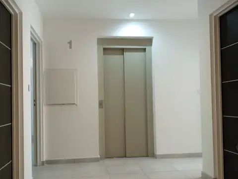 Departamento en Venta en Adrogue, USD 126.000