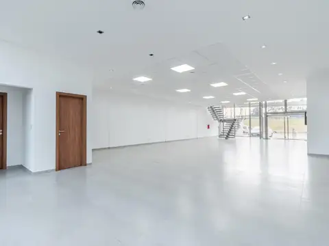 Edificio corporativo premium de 1225m2, en colectora de Au. Panamericana en Munro, altura Unicenter.