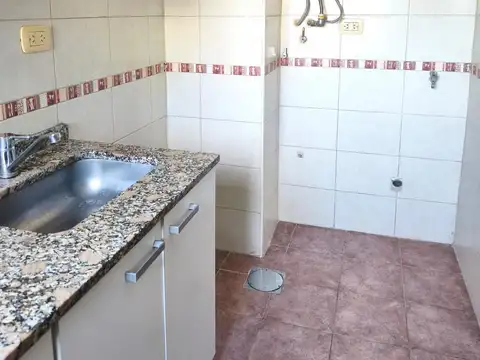 Departamento en Venta en Santos Lugares, USD 52.000