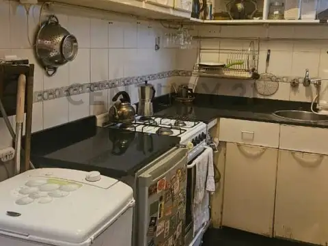 ALQUILER TEMPORARIO MONOAMBIENTE CON BALCON.