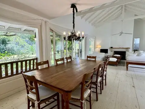 Casa en Alquiler Temporal en La Barra, USD 28.000