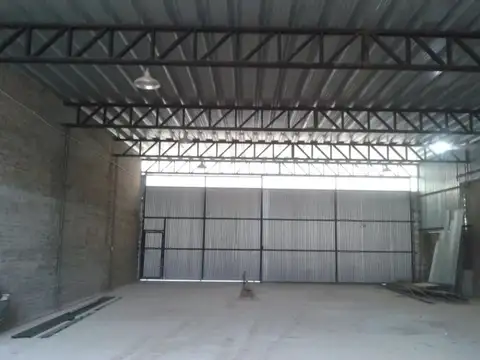 Galpon excelente calidad constructiva. Habiltacio comercial.