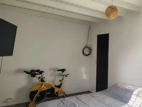 Depto Tipo Casa 3 ambientes con 2 baños