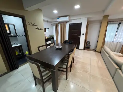 Depto Tipo Casa en Venta en Villa Dominico, USD 115.000