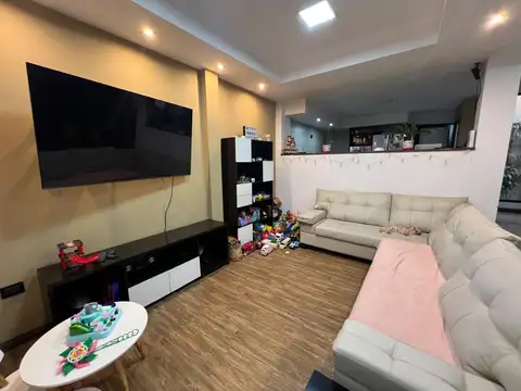 Pedernera 374