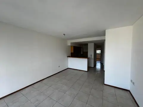 Departamento en Alquiler en Republica De La Sexta, $ 460.000