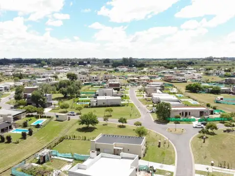 Casa en Venta en San Eduardo, USD 169.000