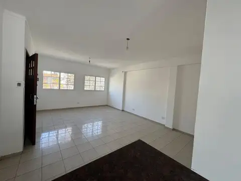 Piso de 3 dormitorios - Arroyito- J. V. Gonzalez 1280