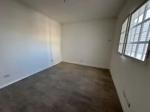 Piso de 3 dormitorios - Arroyito- J. V. Gonzalez 1280