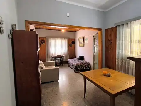Casa en Venta en Bernal Oeste, USD 82.000