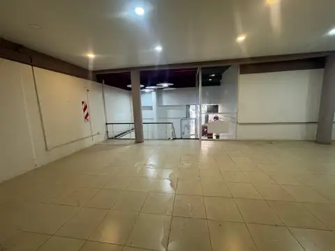 Local en Venta en Puerto, USD 54.000