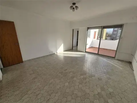 Departamento en Alquiler en Banfield, $ 750.000