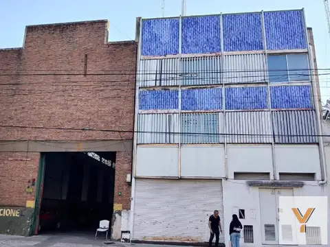 Depósito en venta - Oficinas - 2.400Mts2 - Caballito