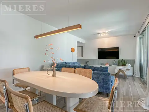 Casa en Venta en La Merced, USD 395.000