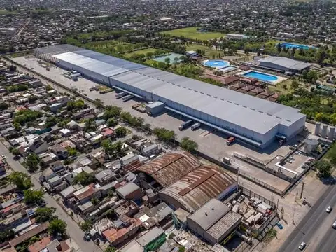 Excelente deposito AAA en alquiler sobre el camino de cintura. Ideal empresa Logistica.