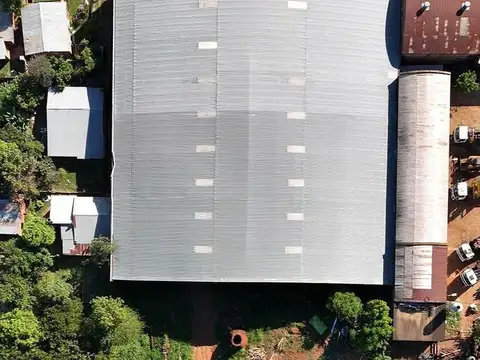 NAVE INDUSTRIAL EN MIGUEL LANÚS, 2000 m2 CUBIERTOS