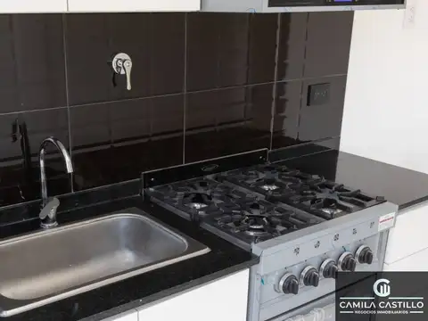 Depto Tipo Casa en Alquiler en Lomas del Mirador, $ 1.000.000