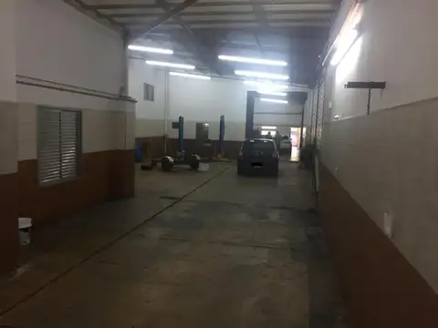 Galpon en Venta 8  mts Frente