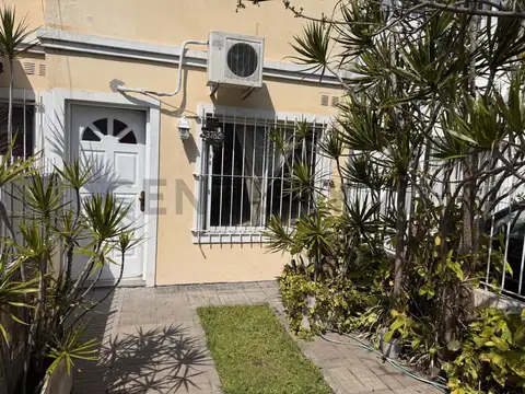 San Lorenzo 3700, Piso 0