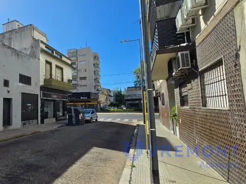 La Fronda 1600 Galpón Depósito en venta con servicios en en Villa Gral. Mitre