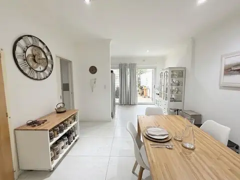 Depto Tipo Casa en Venta de 4 ambientes