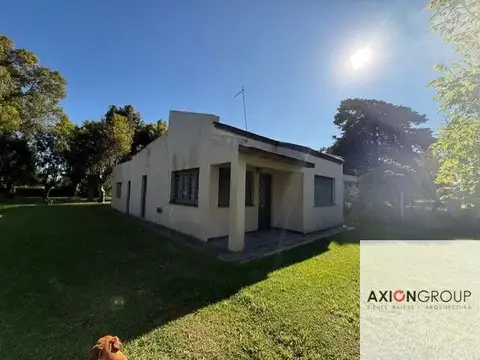 Casa quinta en venta de 2 Dormitorios sobre lote  20 x 48,25  Berisso Las Talas