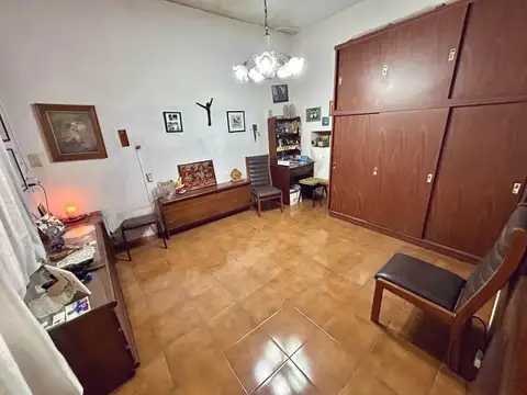 Casa en Venta en Villa Adelina, USD 270.000