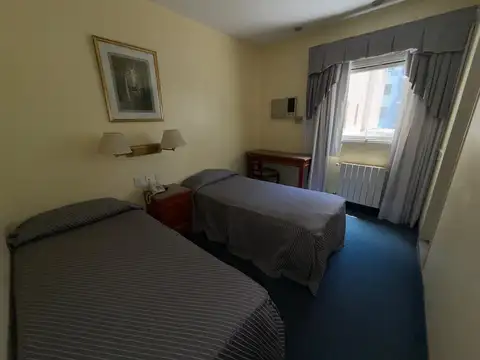 Hotel en Venta 50 años