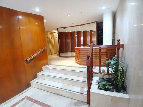 Excelente ubicación. Cocina independiente. Baño completo.