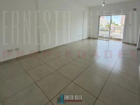 ¡VENTA DEPARTAMENTO 2 AMB. OPORTUNIDAD EN WILDE CENTRO!