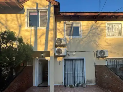 VENTA de TRIPLEX en barrio cerrado San Rafael.