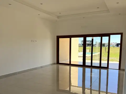 Casa en Venta en Canning, USD 250.000