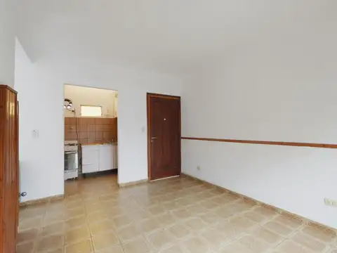 Venta  o Alquiler dto tipo Casa de 3 Amb. c/Terraza Quilmes