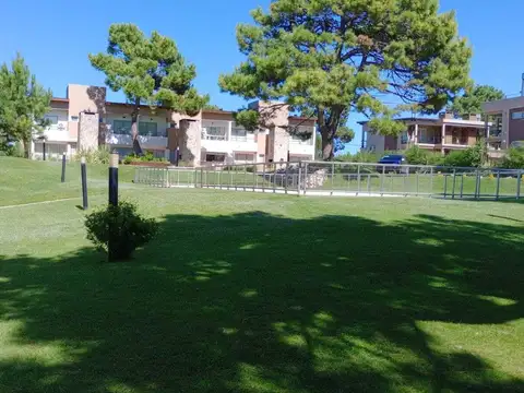 Viña del Mar esquina calle 29, Las Gaviotas, Mar de Las Pampas 100