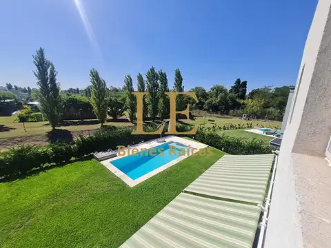 Casa en Venta en Pilar del Este - Santa Guadalupe, USD 285.000