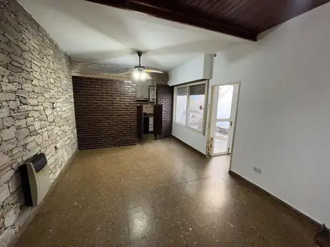 Depto Tipo Casa en Venta de 2 ambientes